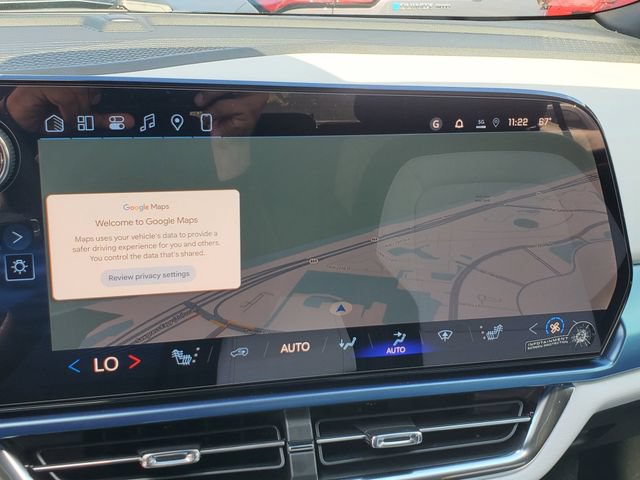 New 2026 Chevrolet Equinox EV LT AWD/4WD image 13