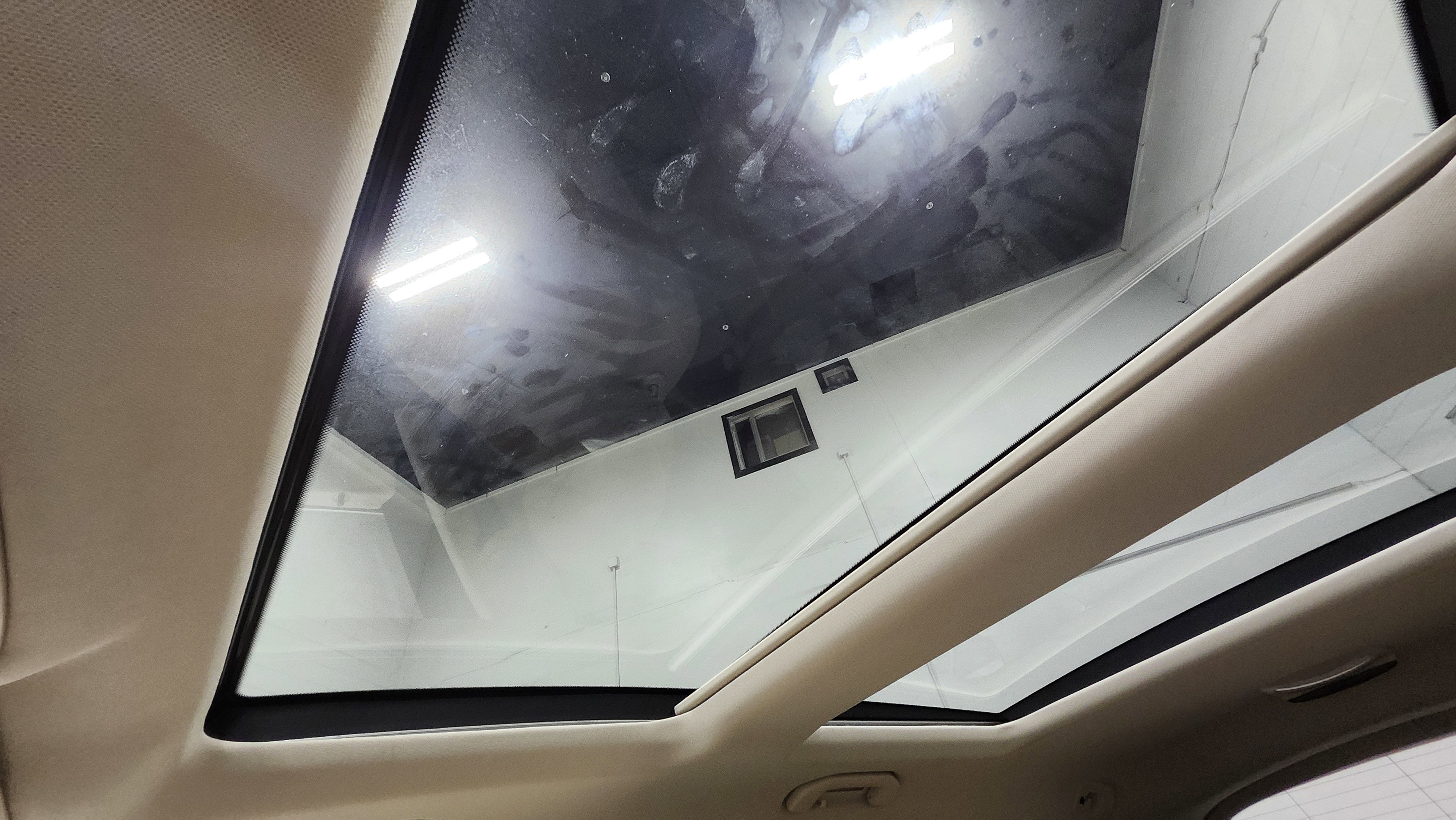 Used 2017 Mercedes-Benz GLE 350 4MATIC image 2