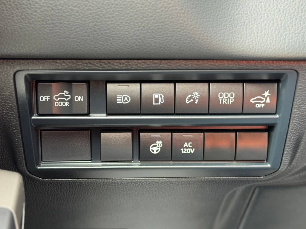 Used 2024 Toyota Tundra Limited AWD/4WD image 26
