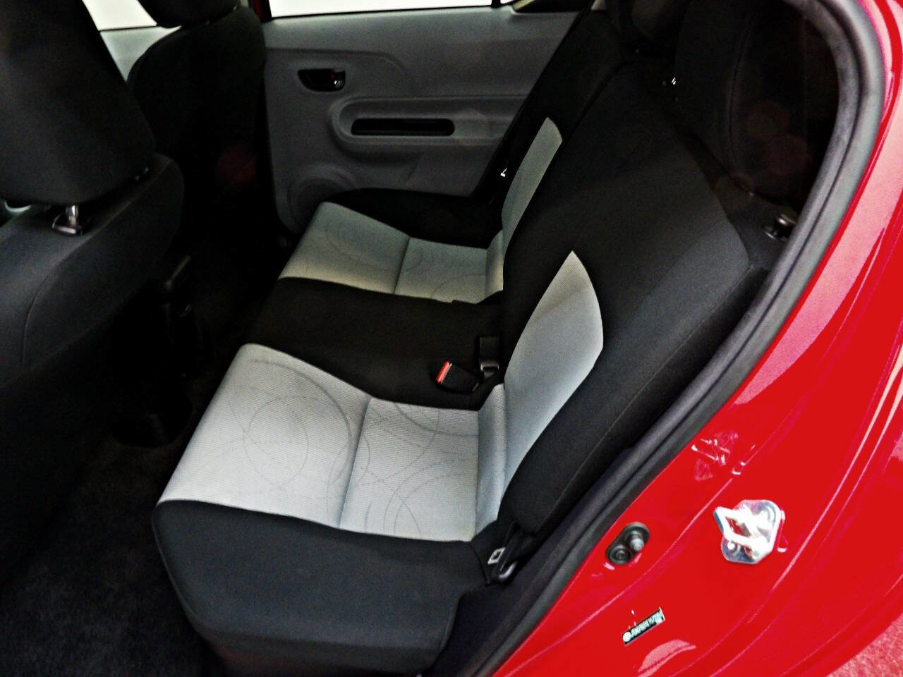 Used 2014 Toyota Prius C Two image 10