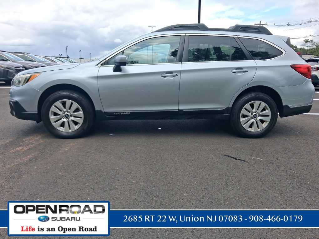 Used 2016 Subaru Outback 2.5i Premium AWD/4WD image 8