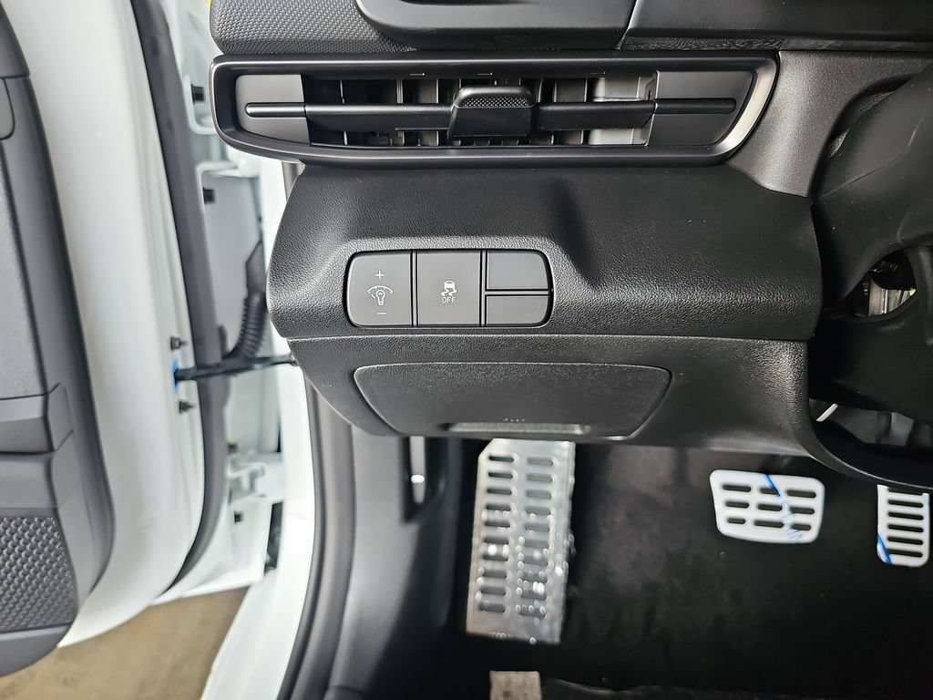 New 2026 Hyundai Elantra SEL Sport Premium FWD image 27