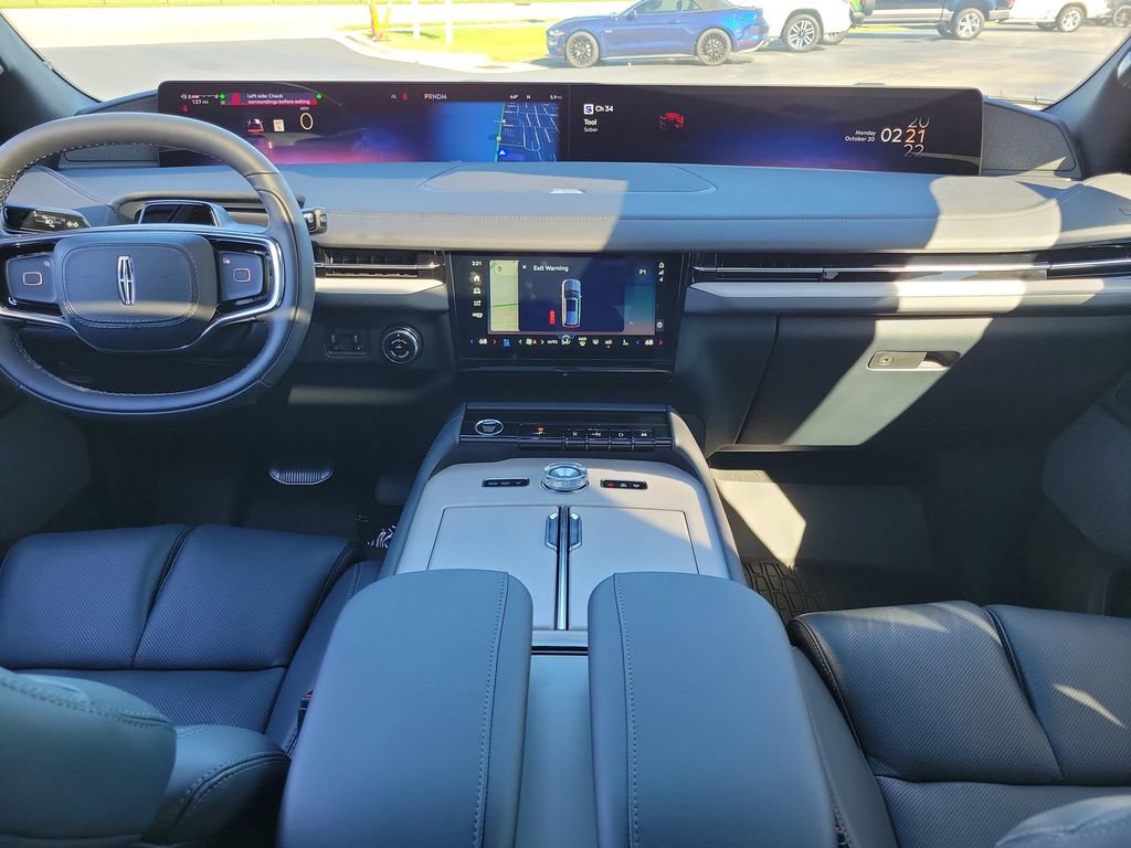 New 2025 Lincoln Navigator L Reserve w/ Jet Appearance Package AWD/4WD image 11