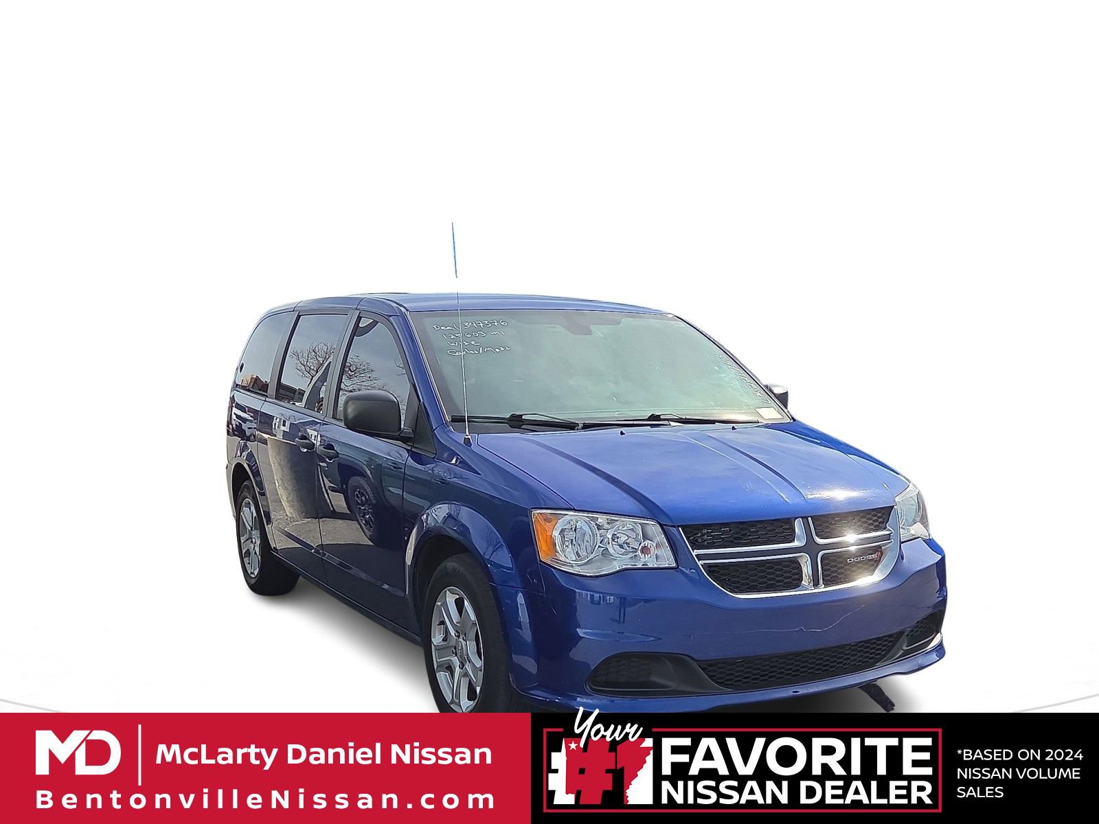 Used 2020 Dodge Grand Caravan SE image 1