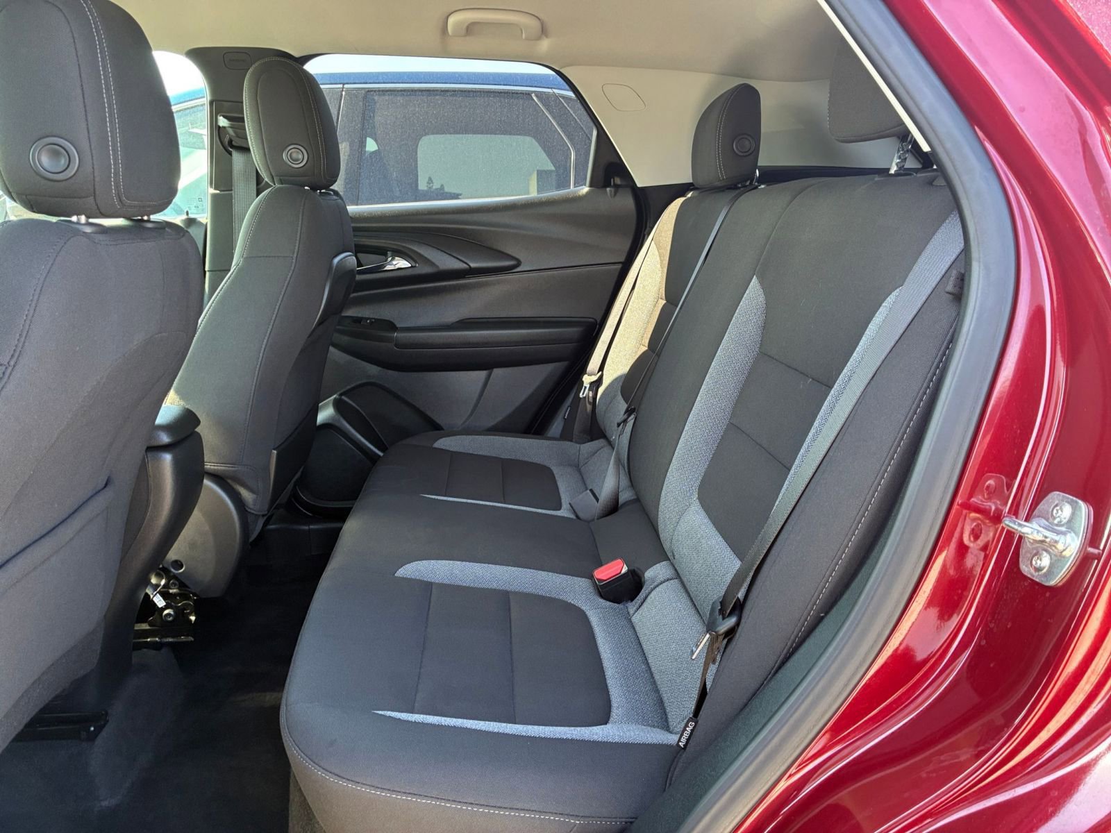 Used 2025 Chevrolet TrailBlazer LT image 23