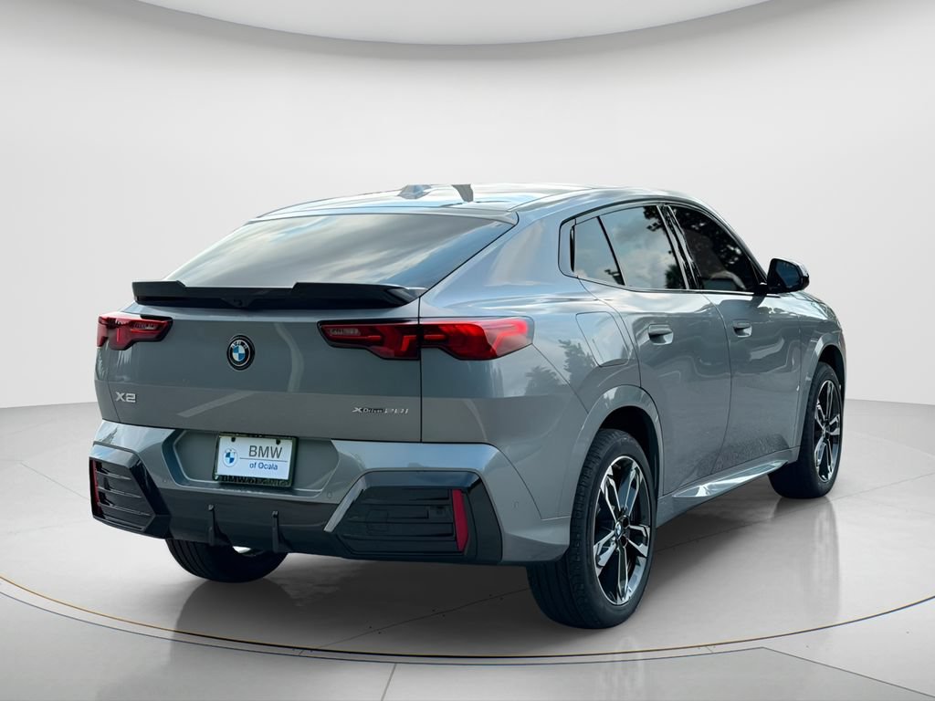 New 2026 BMW X2 xDrive28i AWD/4WD image 5