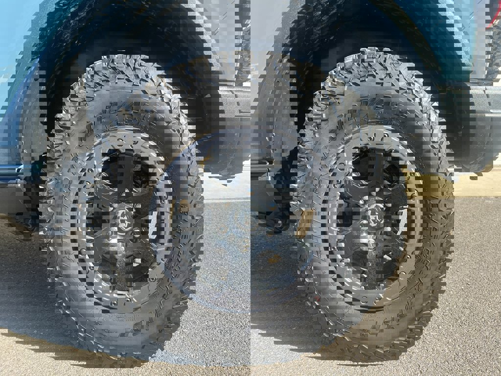 Used 2022 Ford Bronco Badlands image 7