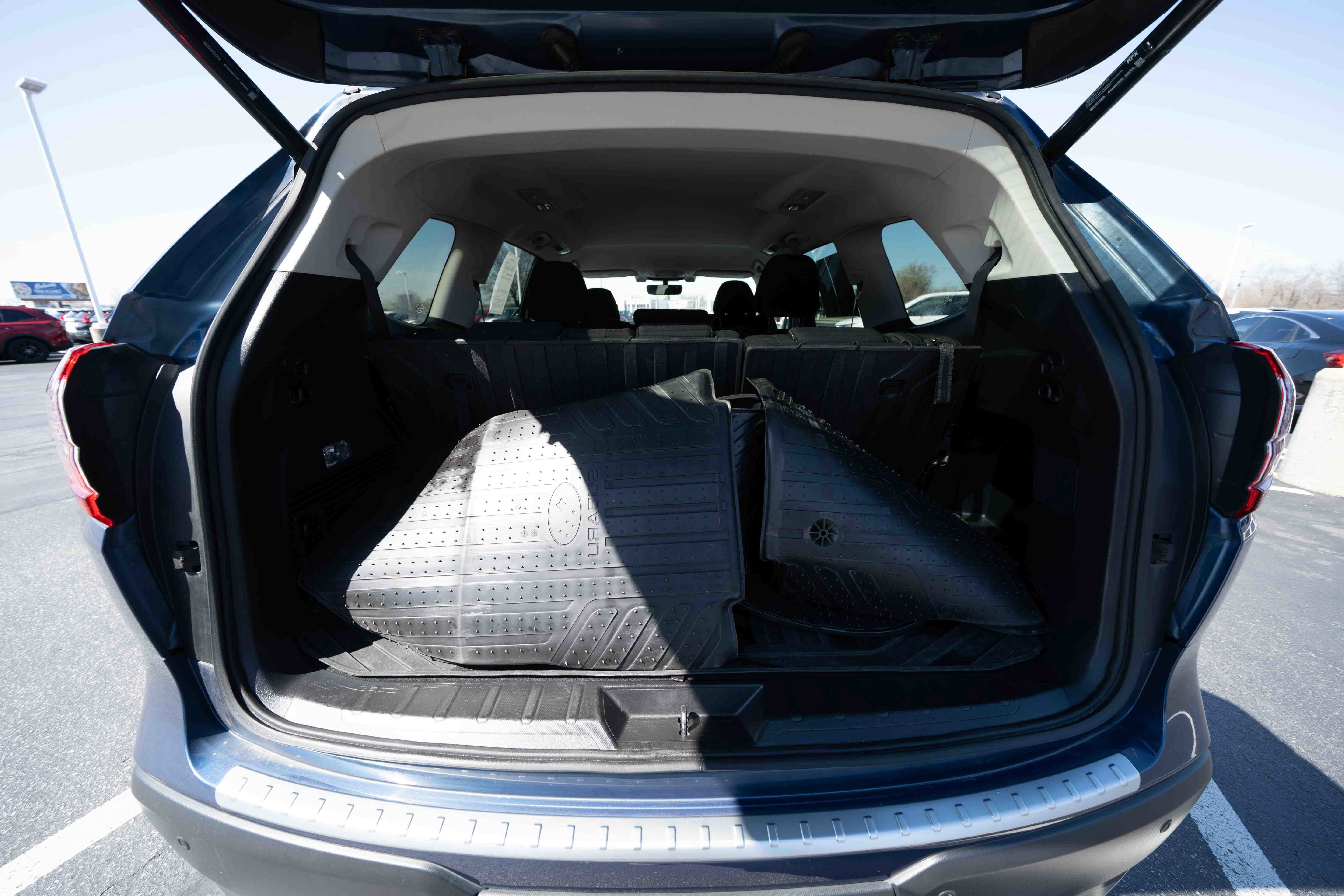 Used 2021 Subaru Ascent Premium w/ Convenience Package image 28