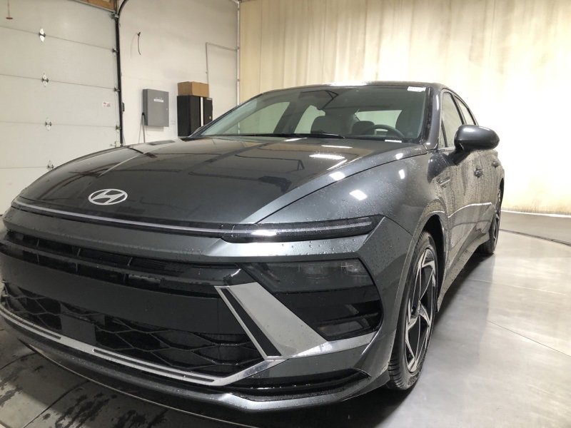 New 2026 Hyundai Sonata SEL image 3