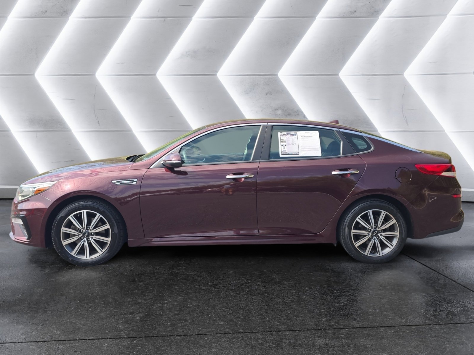 Used 2019 Kia Optima LX w/ LX 17" Wheel Package FWD image 2