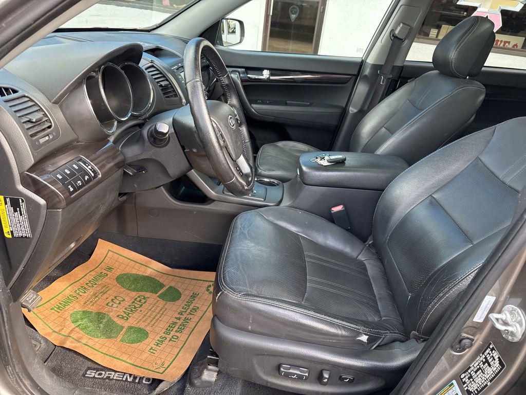 Used 2012 Kia Sorento EX w/ EX V6 Premium Pkg AWD/4WD image 14