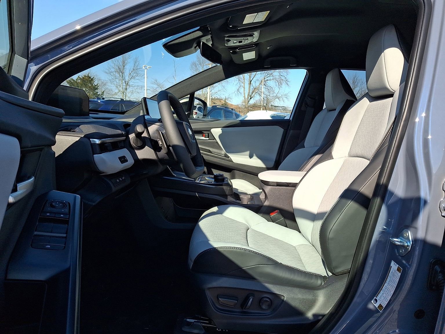 New 2026 Subaru Solterra Premium image 6