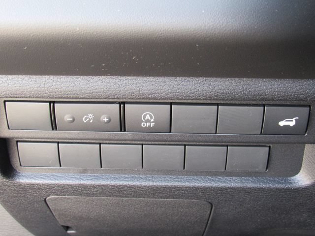 New 2026 Mitsubishi Outlander SE FWD image 32