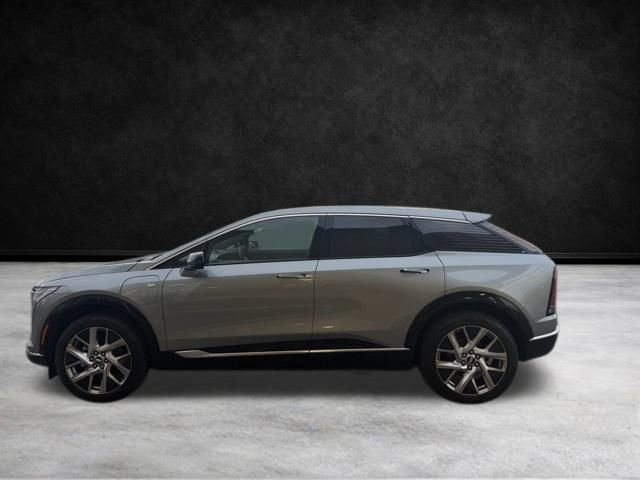 Used 2025 Cadillac Optiq Luxury 1 w/ LPO, Floor Liner Package image 9