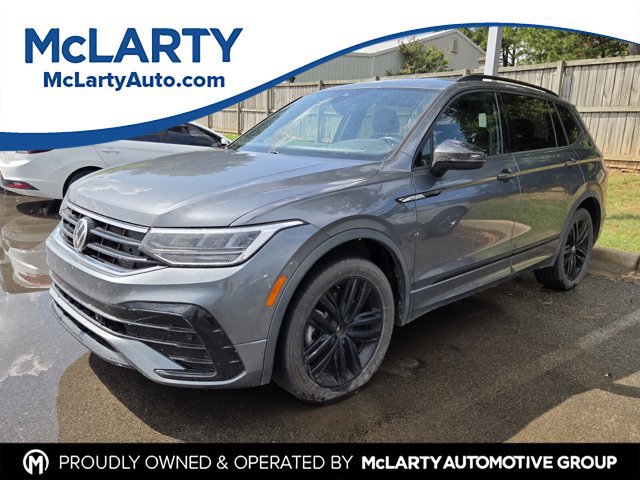 Used 2022 Volkswagen Tiguan SE R-Line FWD image 1