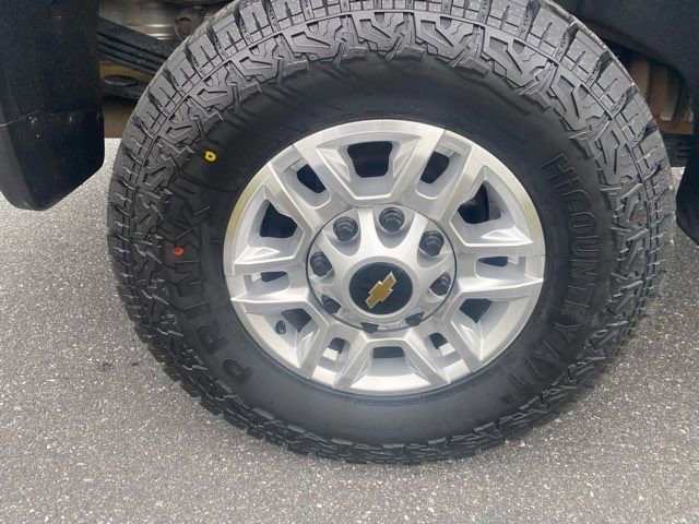 Used 2022 Chevrolet Silverado 2500 LT w/ Convenience Package image 29