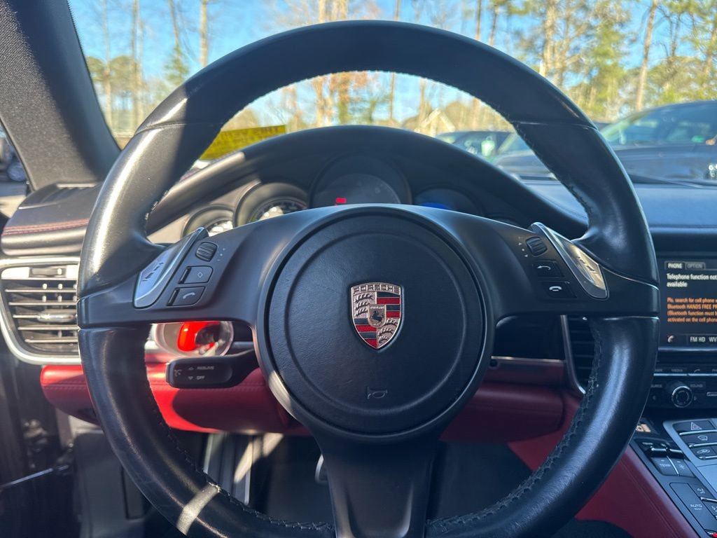 Used 2015 Porsche Panamera S image 18