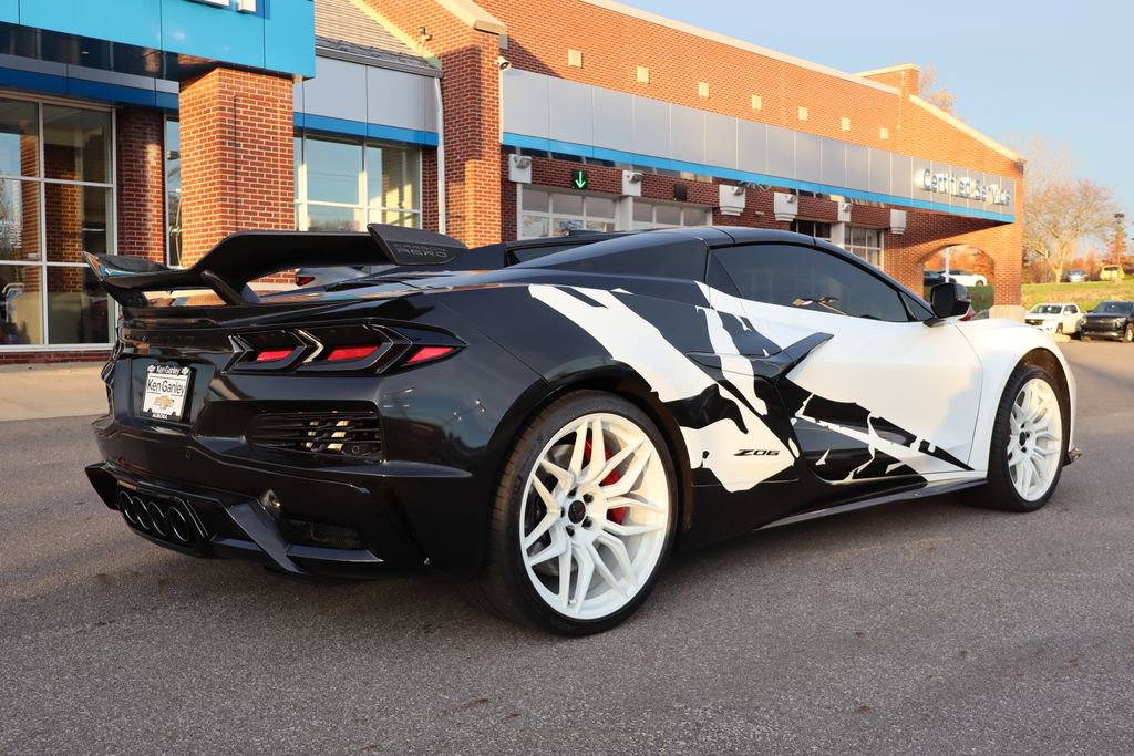Used 2024 Chevrolet Corvette Z06 image 38