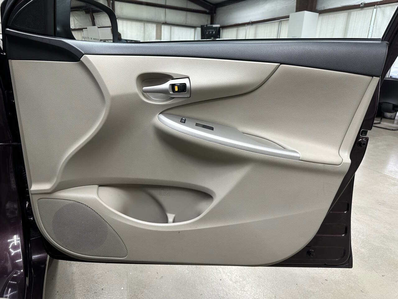 Used 2013 Toyota Corolla LE Special Edition FWD image 16