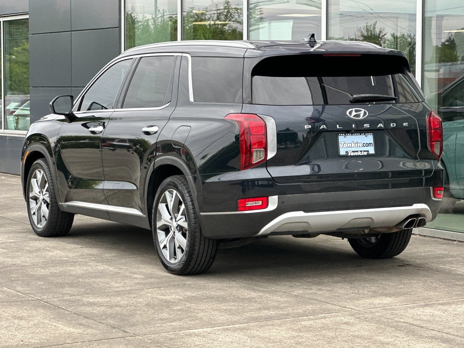 Used 2021 Hyundai Palisade SEL w/ Premium Package FWD image 5