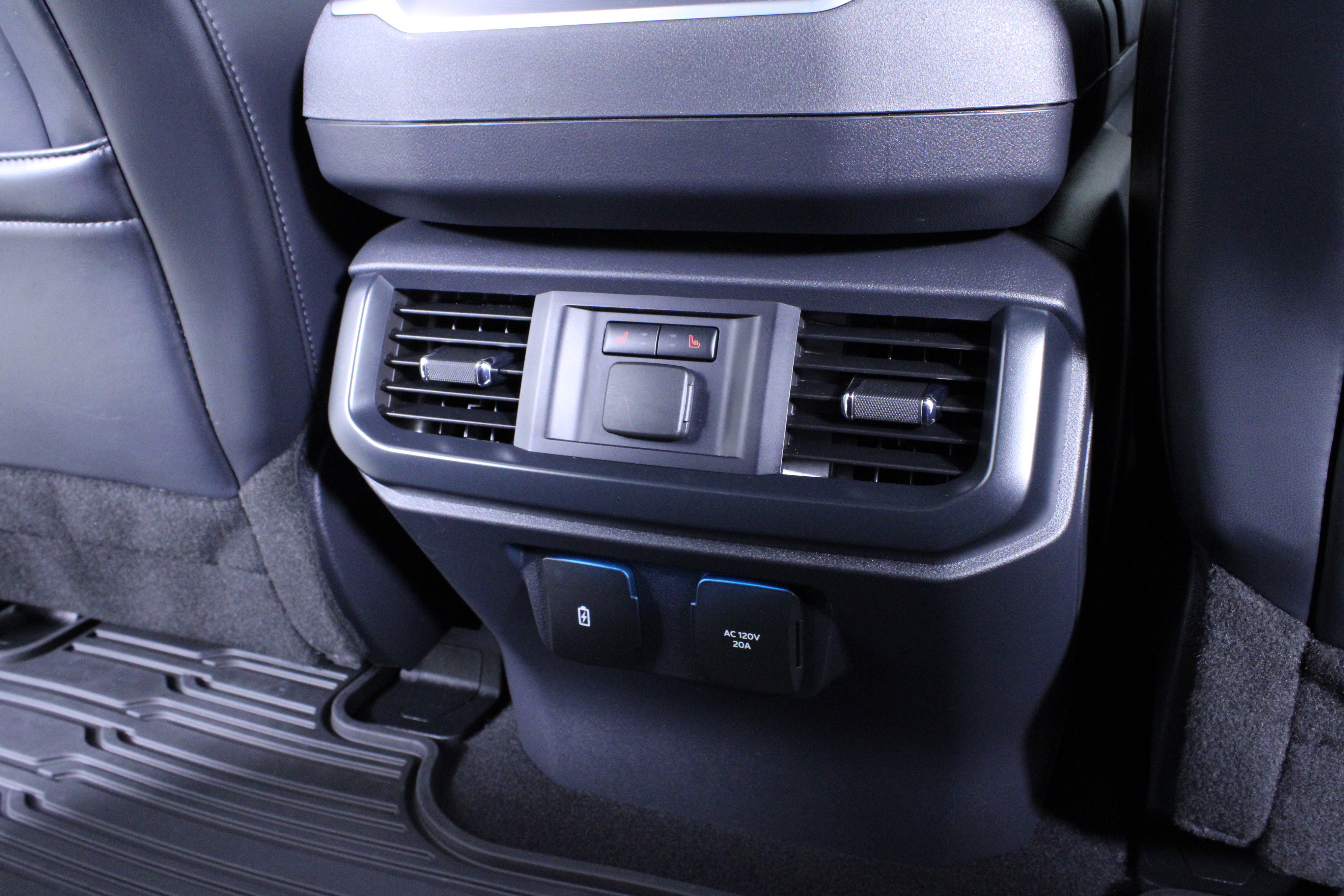 Used 2024 Ford F150 Raptor AWD/4WD image 16
