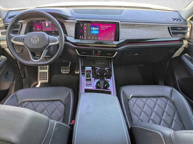 Used 2025 Volkswagen Atlas SEL Premium R-Line image 19