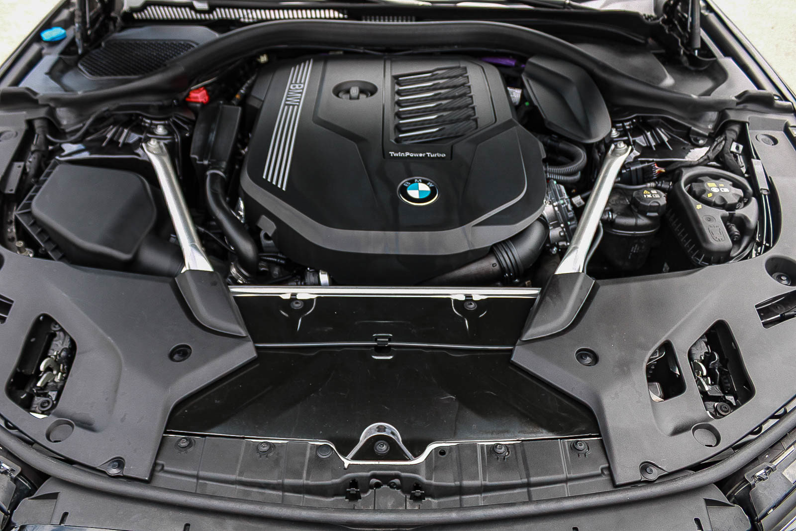 Certified 2023 BMW 540i w/ M Sport Package RWD image 27