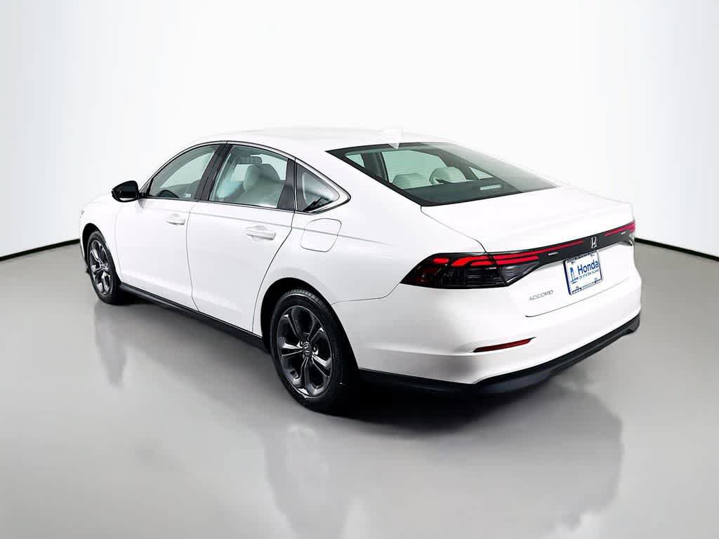 Certified 2023 Honda Accord EX image 5