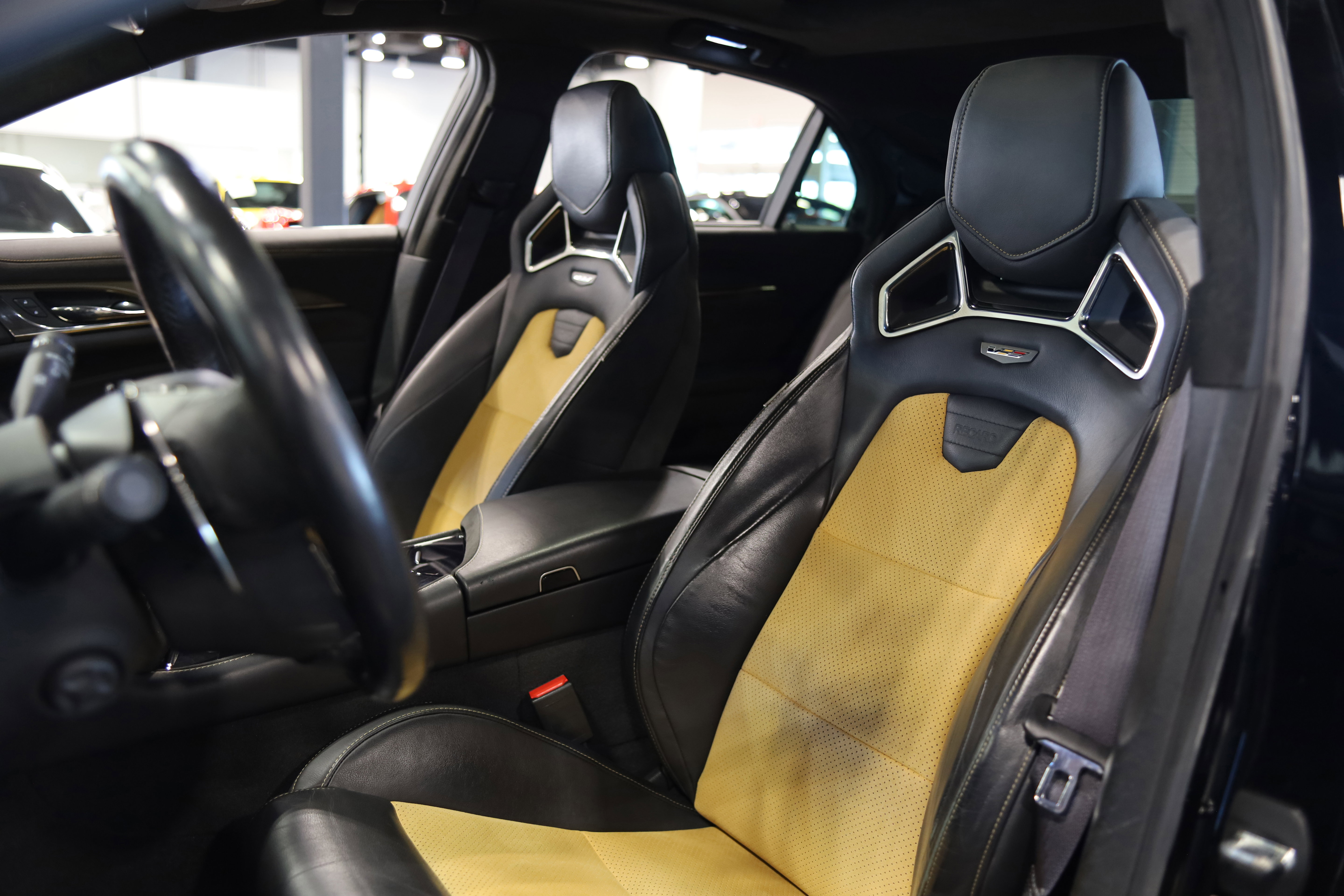Used 2016 Cadillac CTS V w/ Carbon Fiber Package RWD image 17