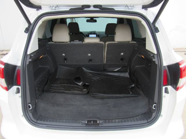 Used 2017 Ford C-MAX Titanium w/ Equipment Group 301A image 27