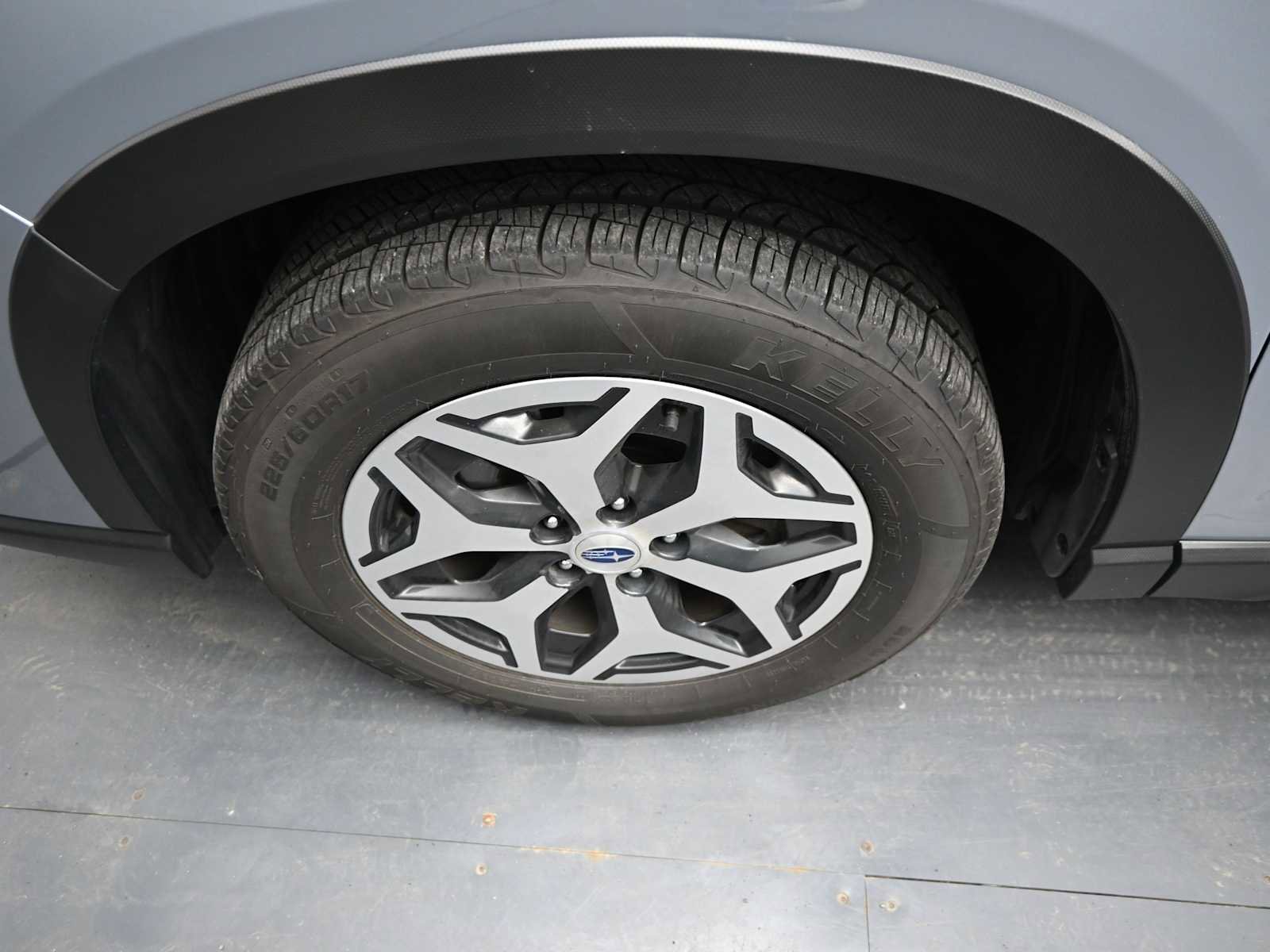 Used 2023 Subaru Forester Premium image 27