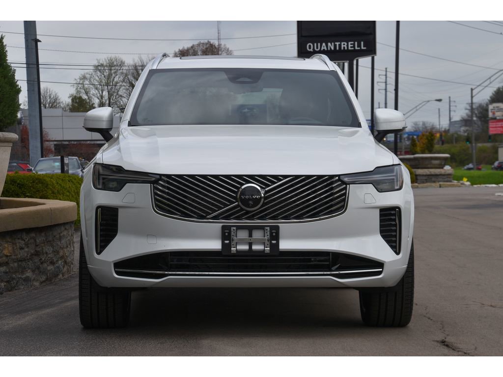 Certified 2025 Volvo XC90 B6 Ultra image 9