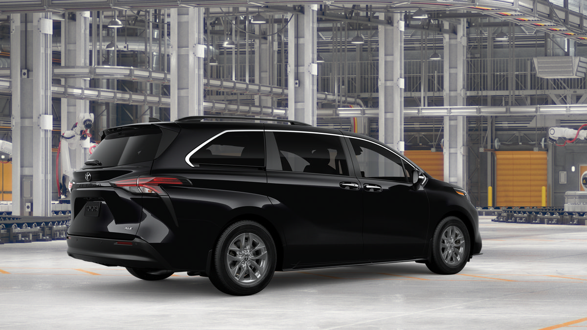 New 2026 Toyota Sienna XLE FWD image 12