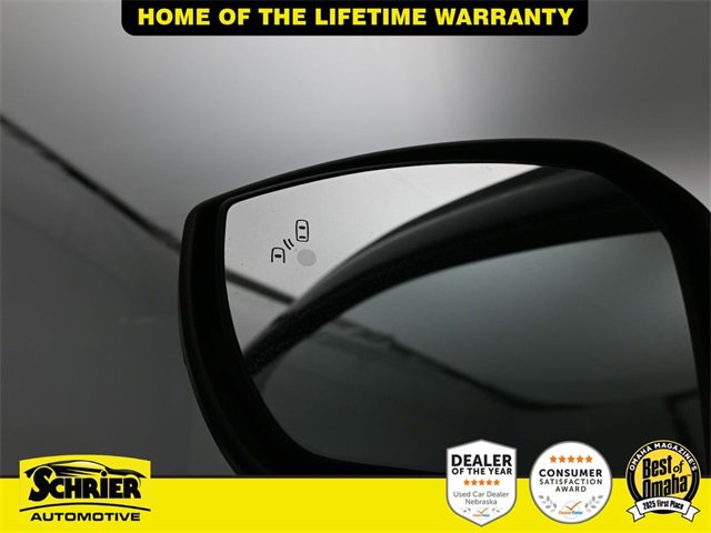 Used 2017 Ford Escape SE w/ Equipment Group 201A image 46