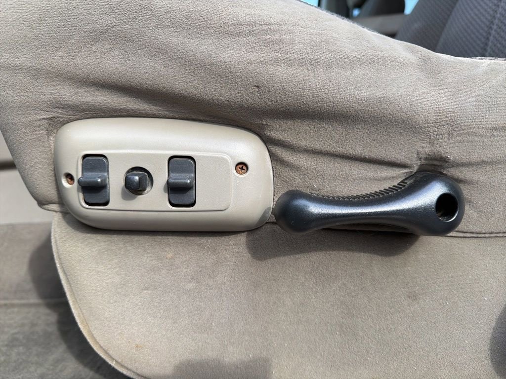 Used 2005 Dodge Ram 3500 Truck SLT w/ Quad Cab Big Horn Value Group image 41