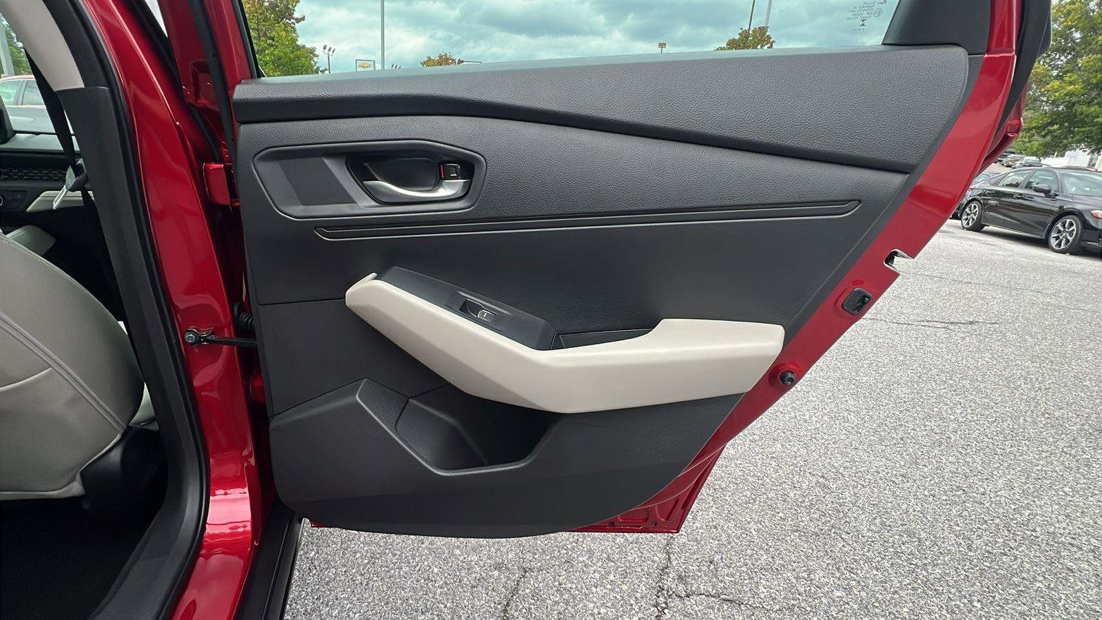 New 2025 Honda Accord SE image 14