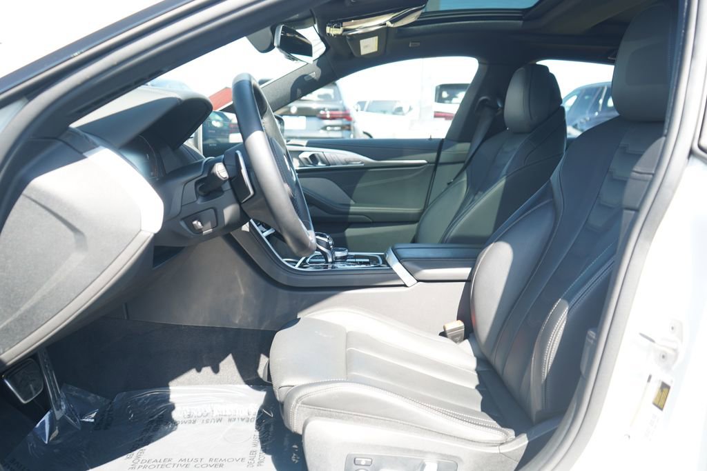 Used 2026 BMW 840i w/ M Sport Professional Package image 4