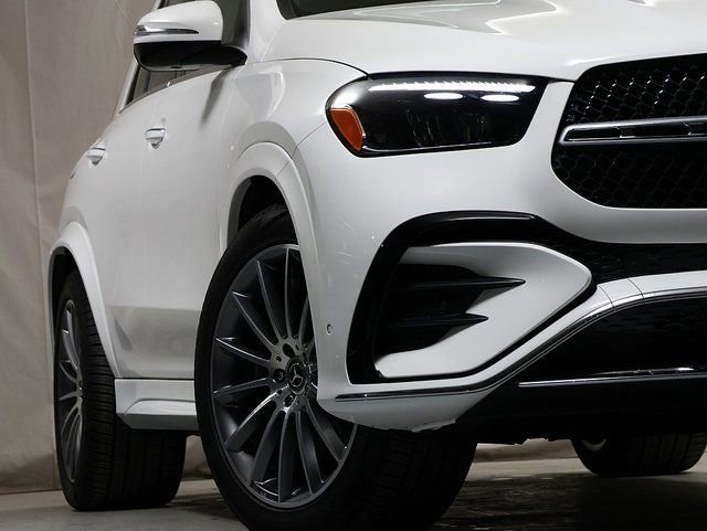 Certified 2026 Mercedes-Benz GLE 450 4MATIC image 4