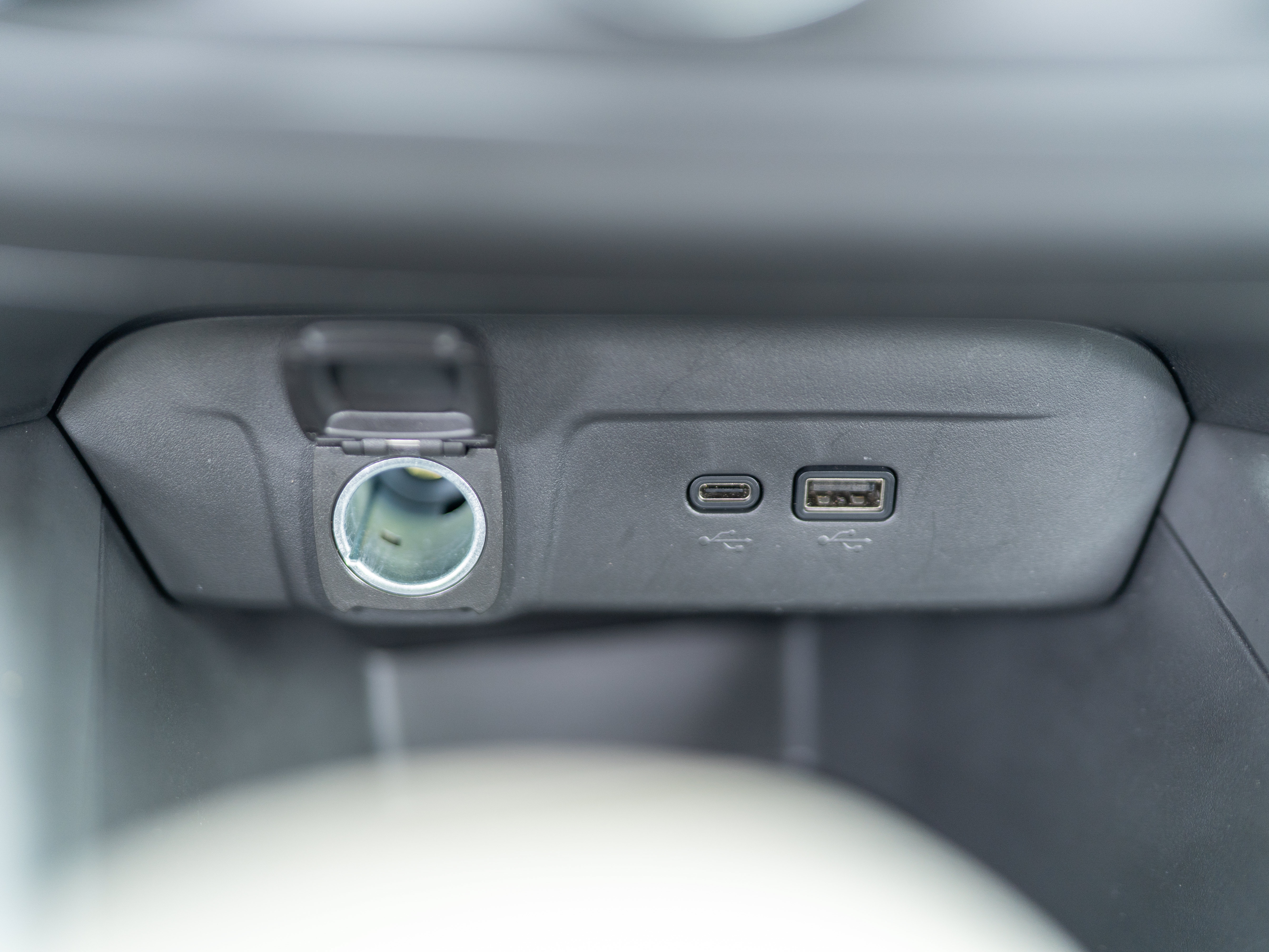 Used 2025 Chevrolet Trax LS w/ LS Convenience Package FWD image 30