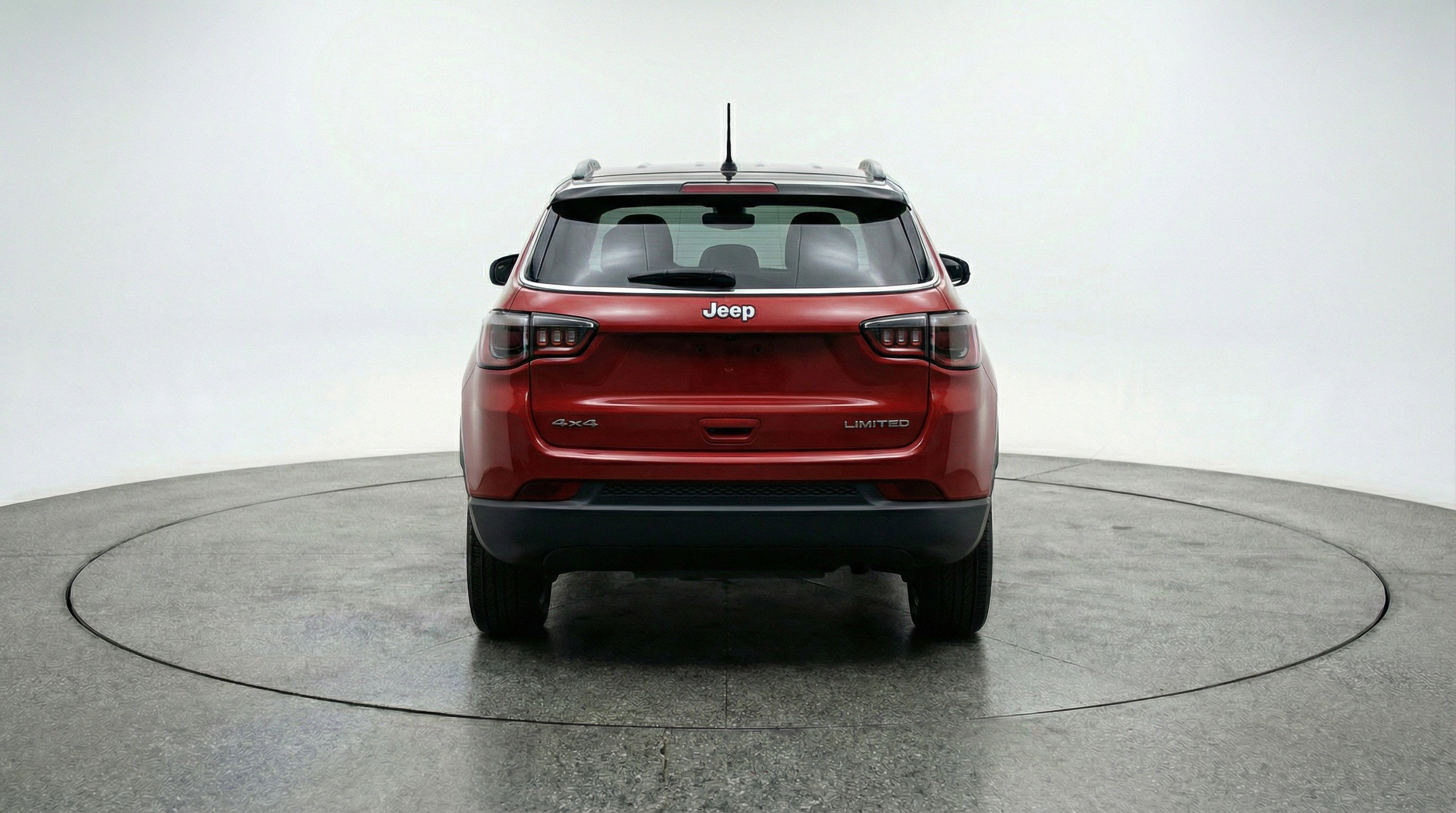 Used 2025 Jeep Compass Limited image 7