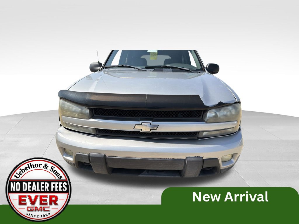 Used 2004 Chevrolet TrailBlazer LT w/ LT Preferred Equipment Group AWD/4WD image 12
