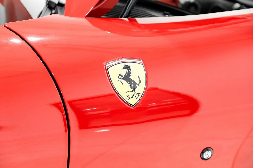 Used 2024 Ferrari Roma image 39