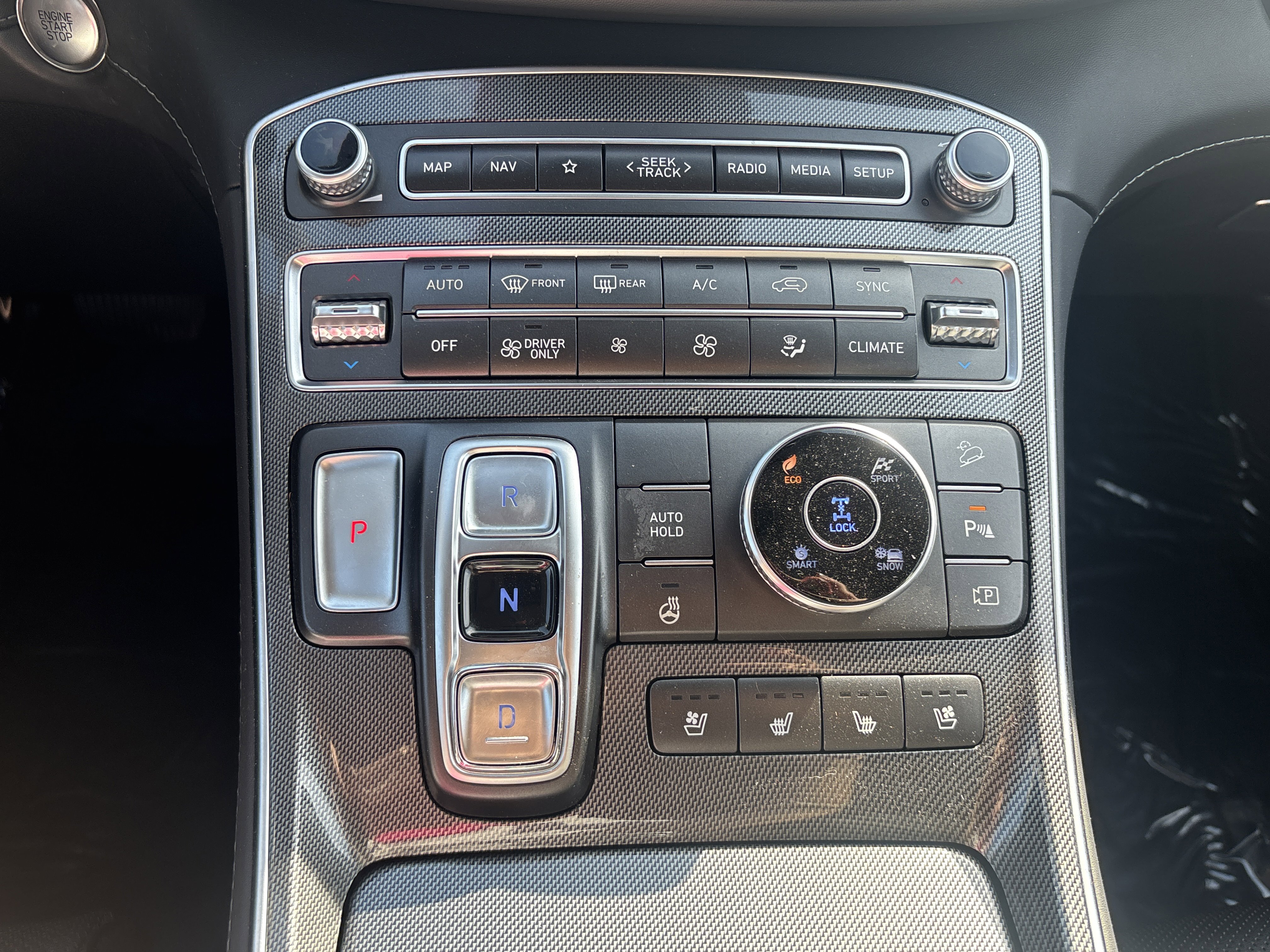 Used 2023 Hyundai Santa Fe Limited image 32