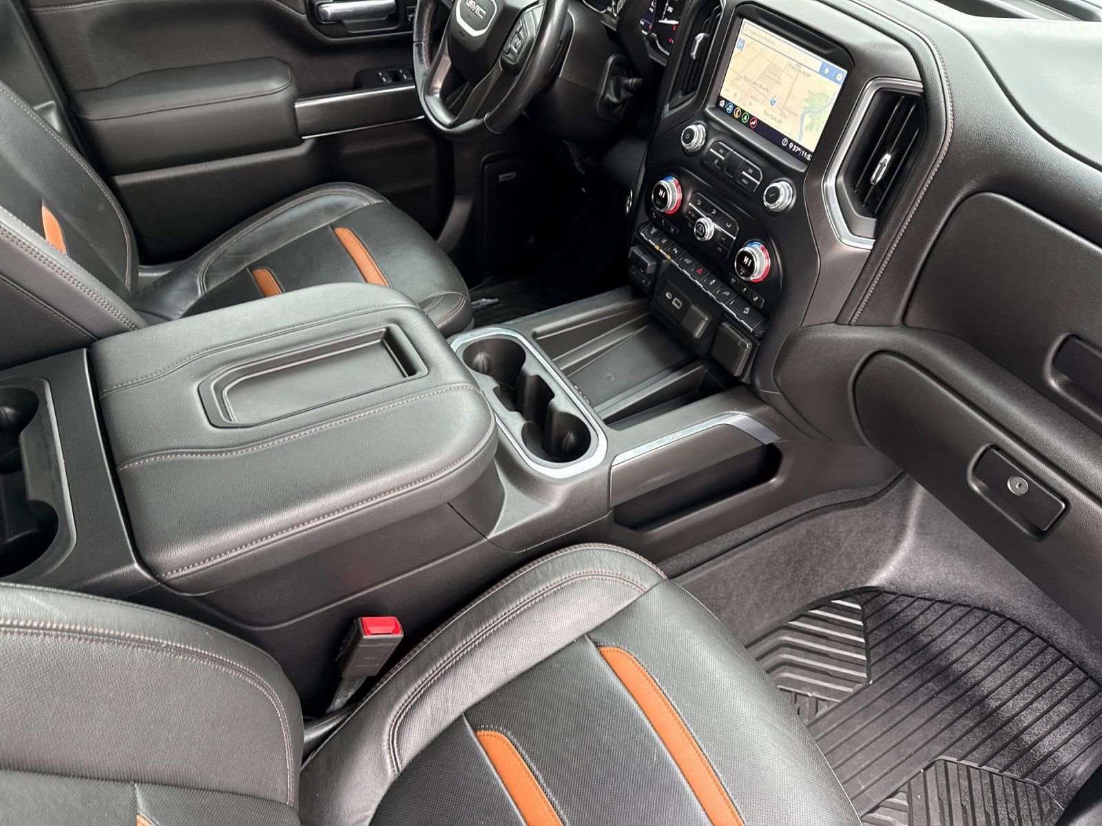 Used 2020 GMC Sierra 2500 AT4 w/ Technology Package image 17