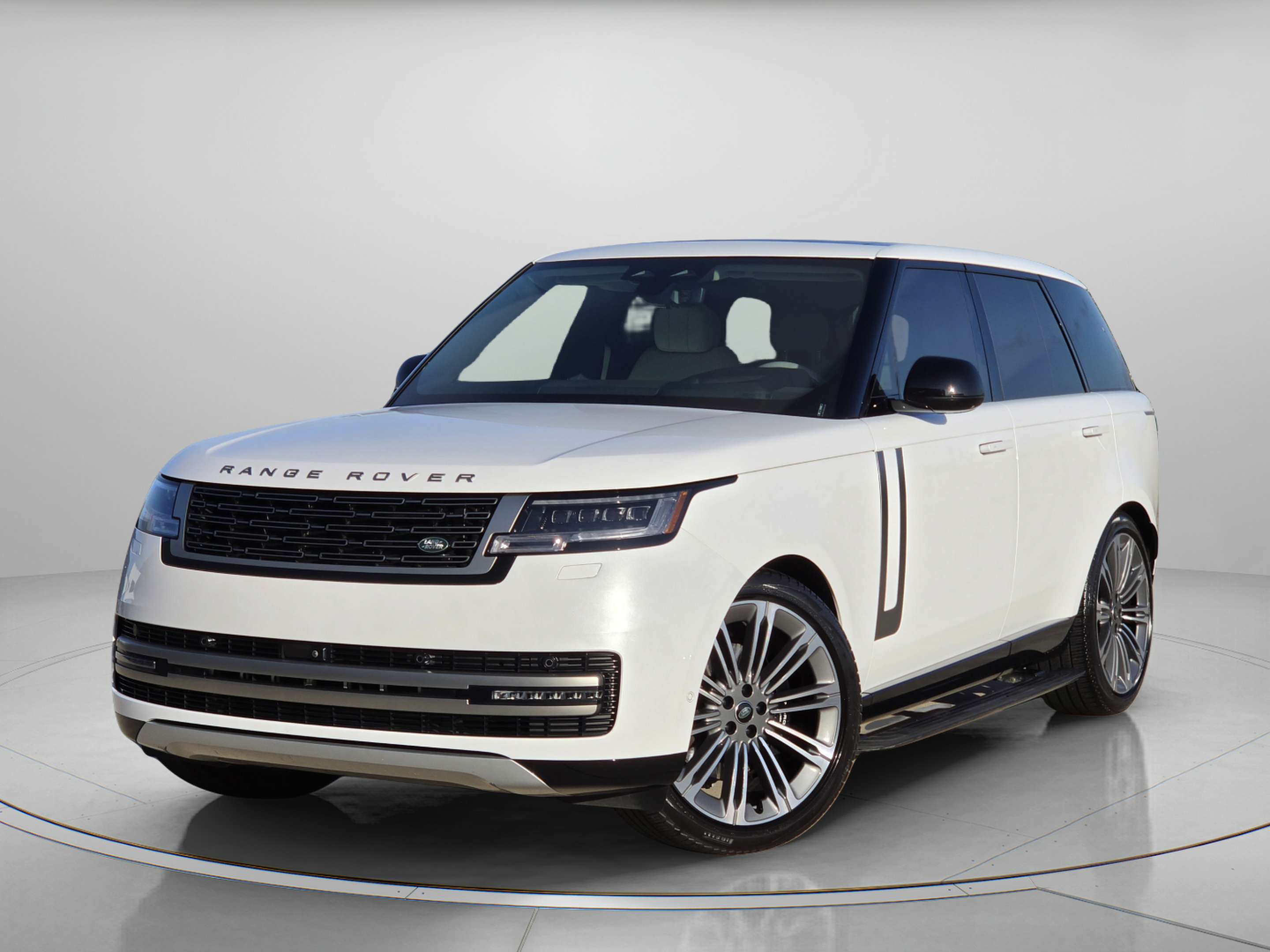 Used 2024 Land Rover Range Rover SE