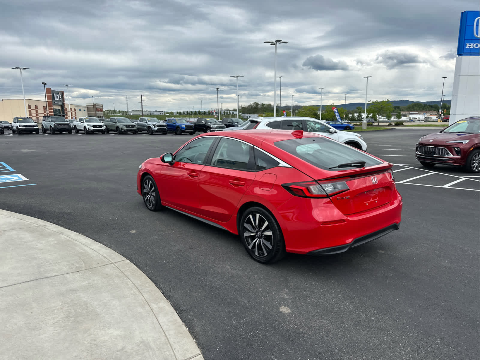 Certified 2023 Honda Civic EX-L image 6
