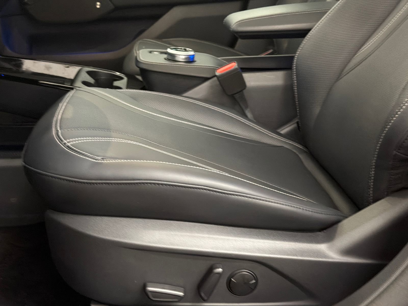 Used 2023 Ford Mustang Mach-E Premium image 18