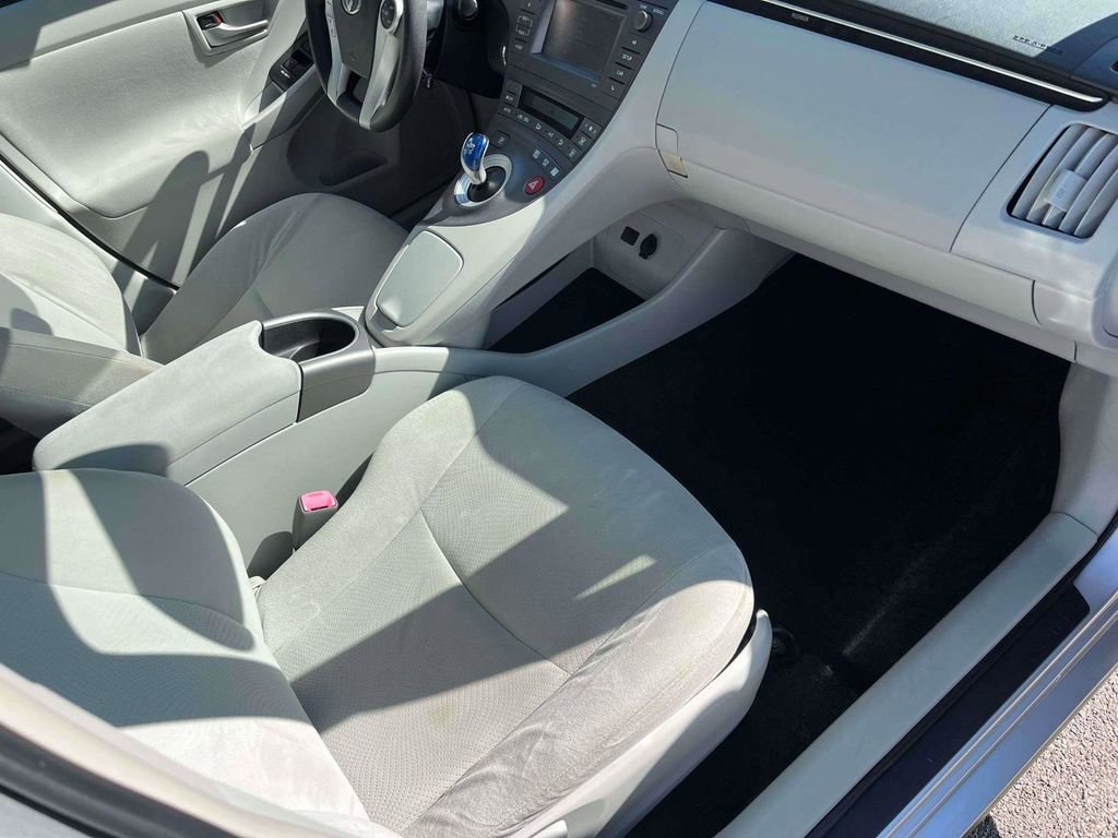 Used 2012 Toyota Prius Two FWD image 13