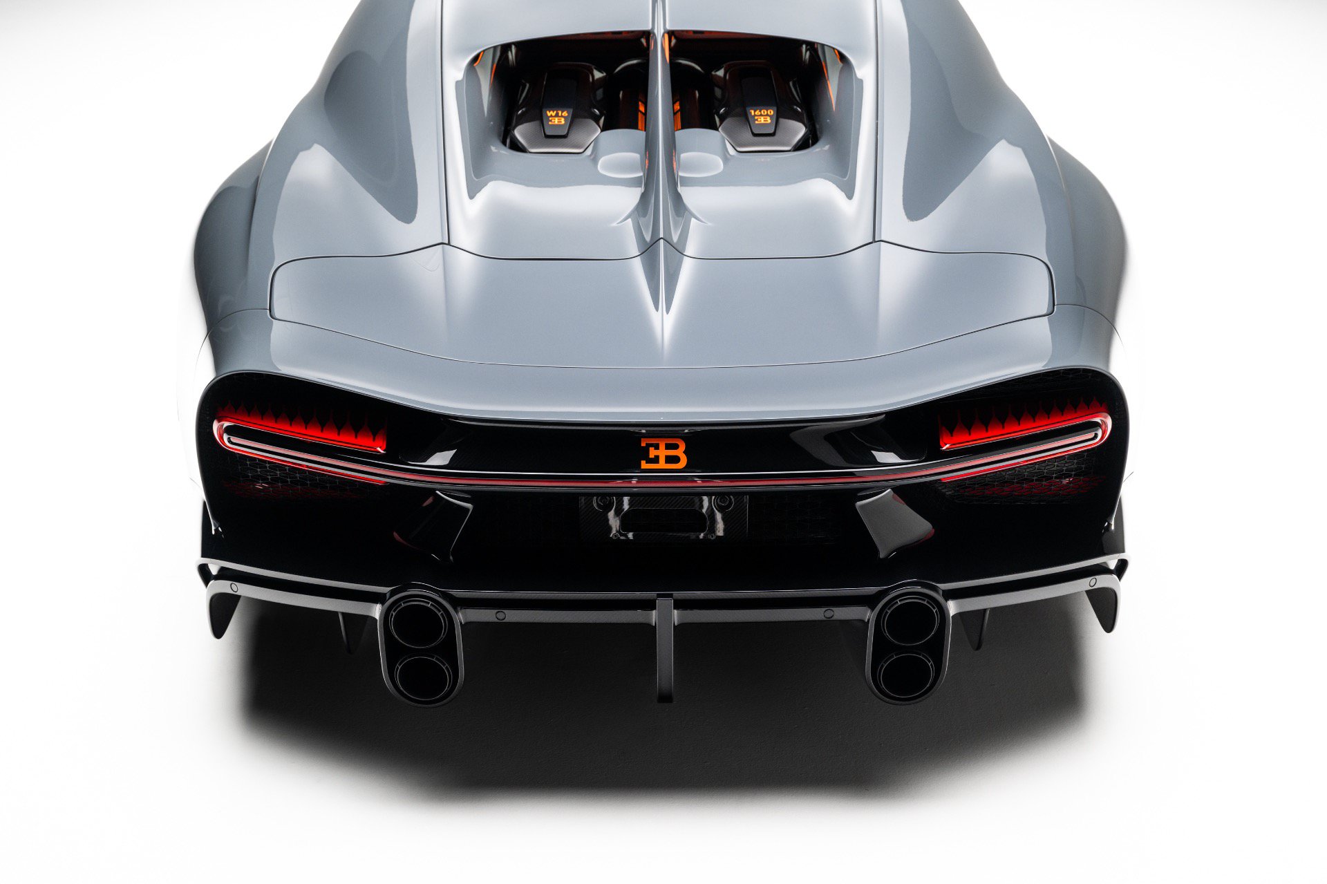 Used 2024 Bugatti Chiron Super Sport AWD/4WD image 43