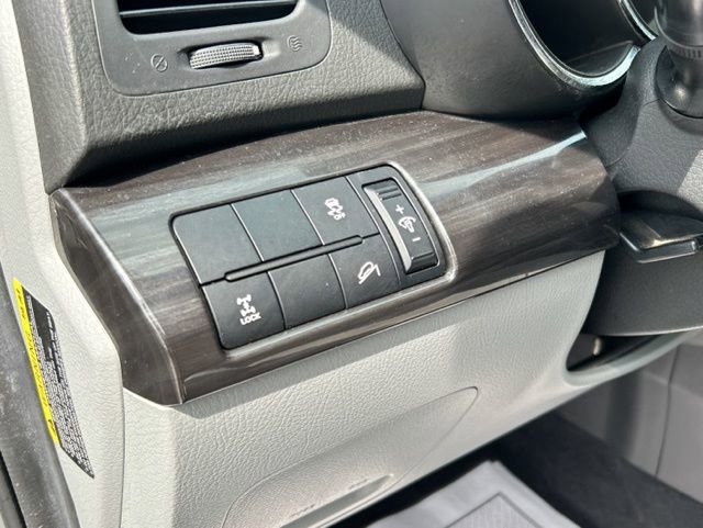 Used 2013 Kia Sorento LX image 25